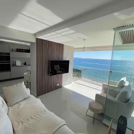 Vue Exceptionnelle, Unique De Luxe